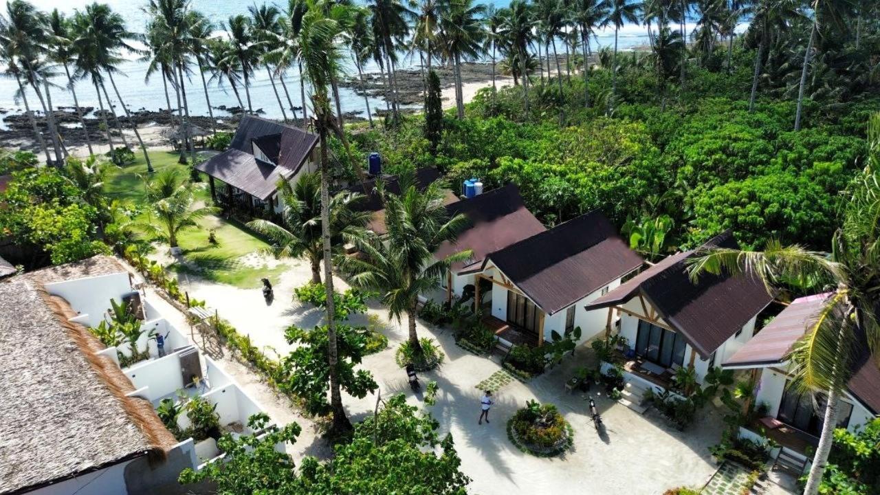 Helmina'S Villas General Luna  Exterior photo