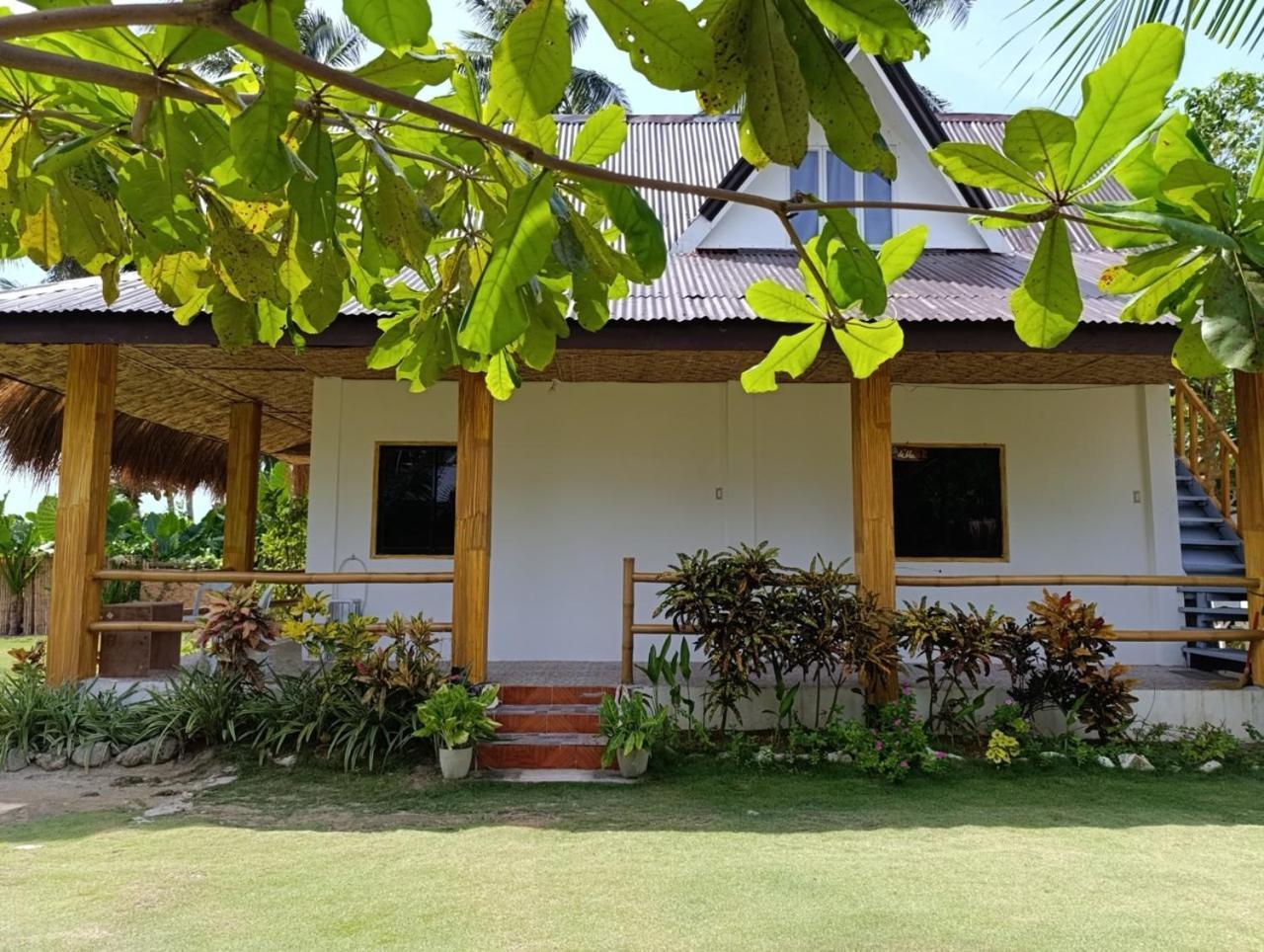 Helmina'S Villas General Luna  Exterior photo