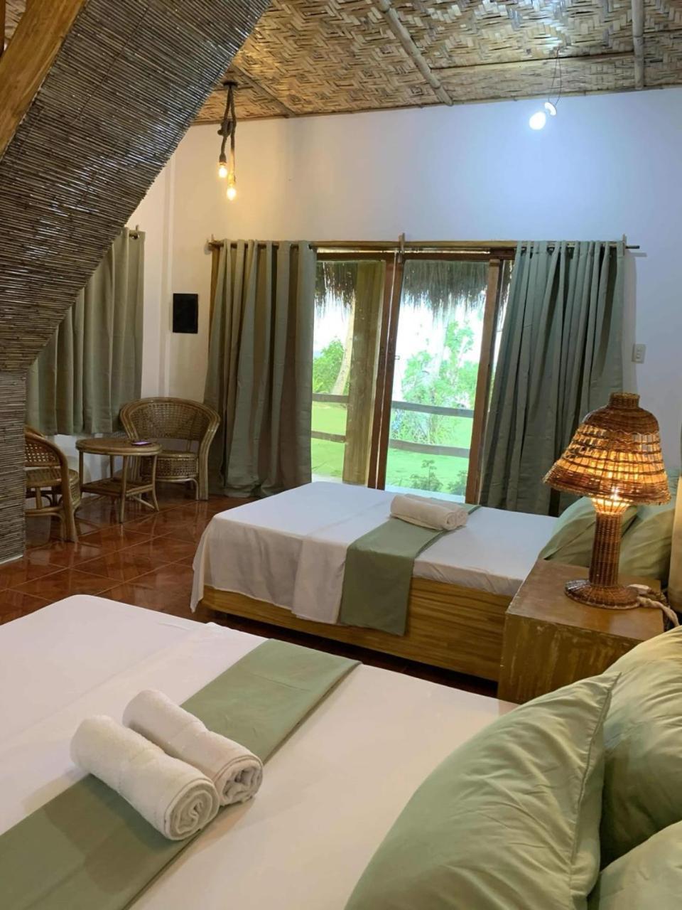 Helmina'S Villas General Luna  Exterior photo